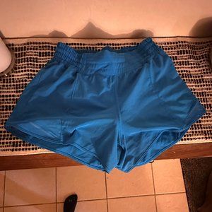 Lululemon Hotty Hot 4" High Rise